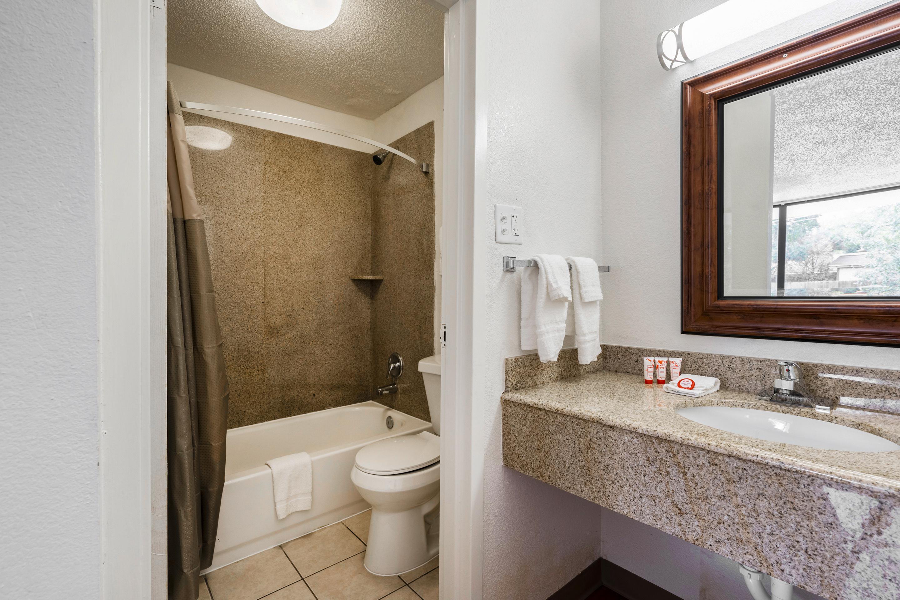 Oyo Hotel Bossier City La - Red River Екстериор снимка